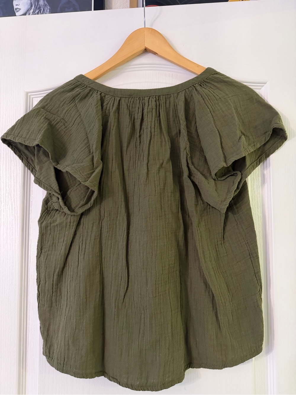 Universal Thread Green Top Medium - Picture 3 of 4